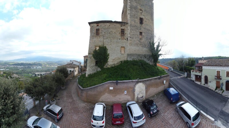 Rosciano, tra Vino e Memoria: un Borgo che resiste all’oblio